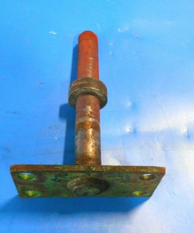 USED 670 and 770 Compact Utility Tractor FRONT AXLE Pin AM876629