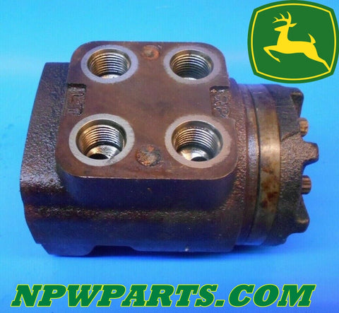 USED 670 , 770 , 870,John Deere Compact Tractor AM876679 Power Steering Control unit