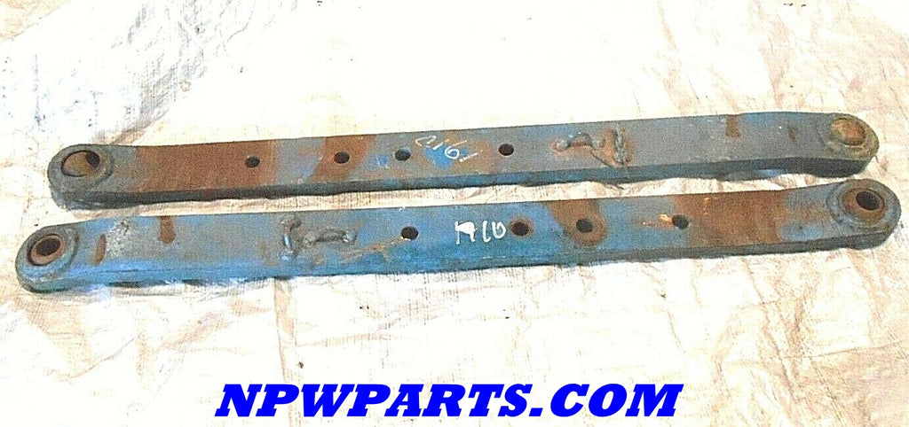 2 Ford NEW HOLLAND 1910 Draft Links Part #: SBA370100350